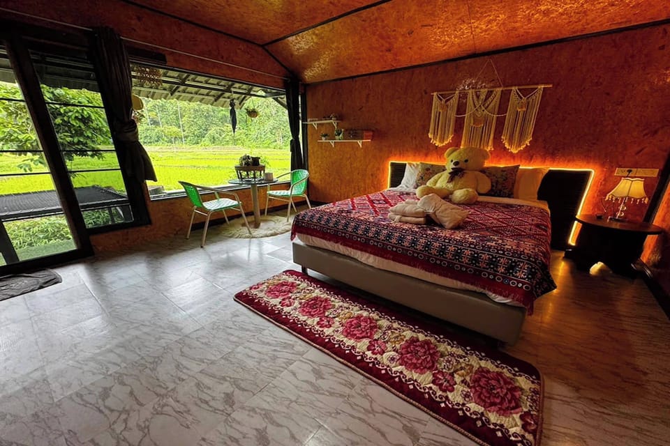 Baan Ram Than 2 | Desk, WiFi (free), bed sheets