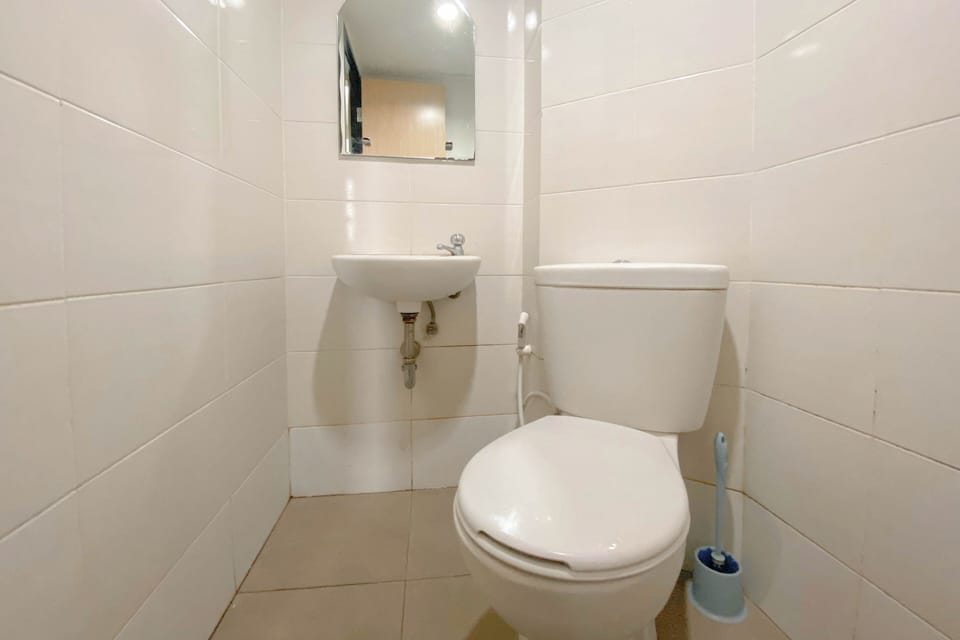 Standard Studio | Bathroom