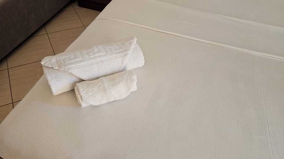 Iron/ironing board