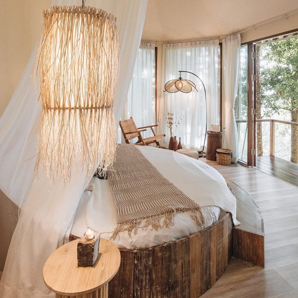Honeymoon Villa, Balcony, Mountain View | Blackout drapes, free WiFi