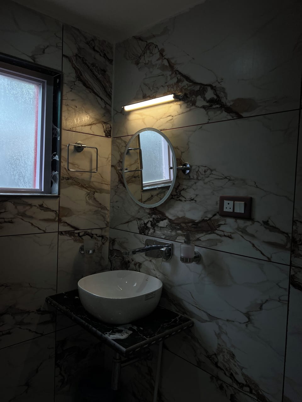 Deluxe Double Room, Mountain View | Desk, soundproofing, free WiFi