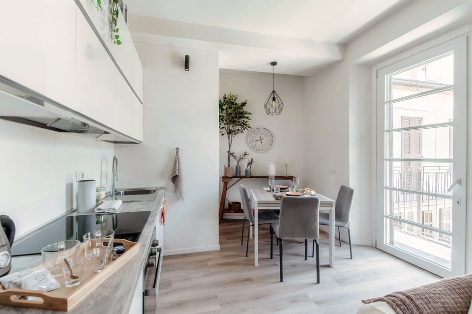Apartment | Dining room