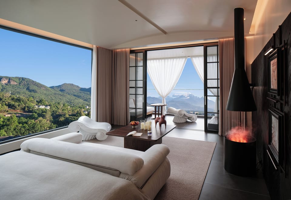 Panoramic Double Room, Smoking, Hill View | Premium bedding, minibar, in-room safe, desk
