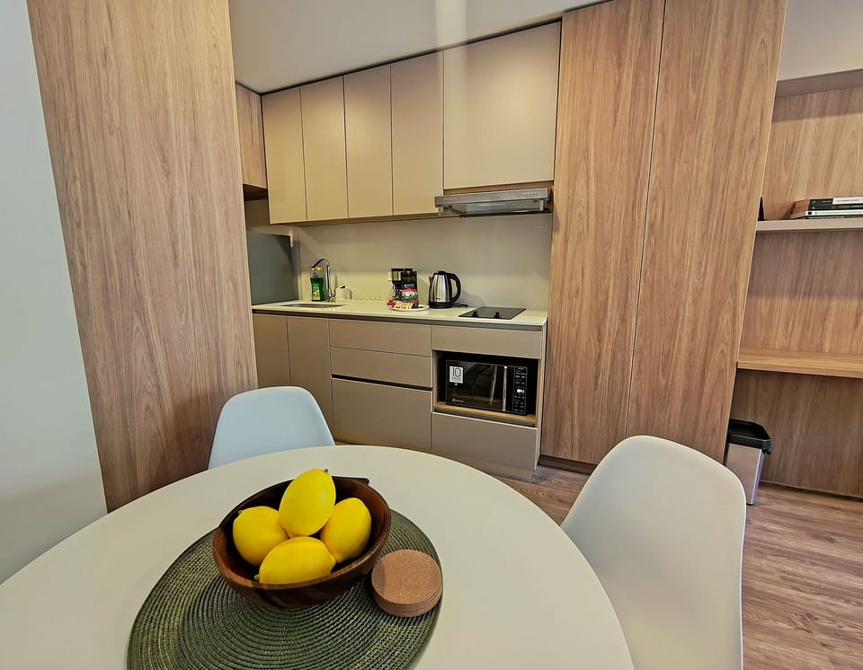 Executive Apartment | Dining