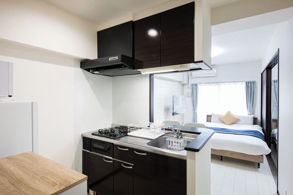 Standard Twin Room | Private kitchen | Mini-fridge, microwave, stovetop, electric kettle