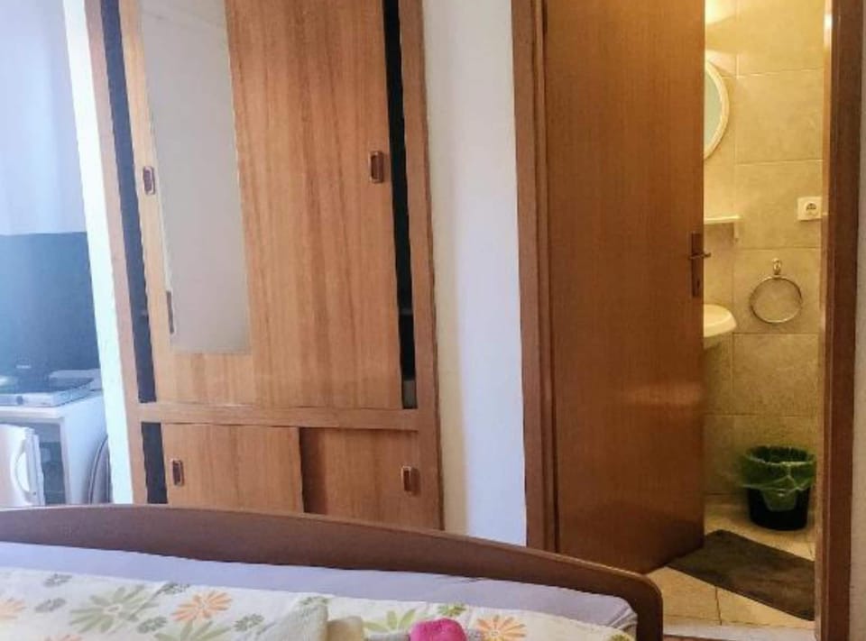 House (Rooms Tatjana - Double Room (2)) | 2 bedrooms