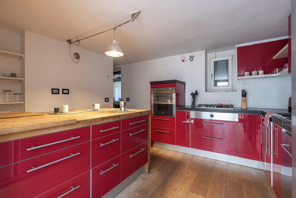 Apartment, 2 Bedrooms, Balcony | Private kitchen | Fridge, microwave, oven, stovetop
