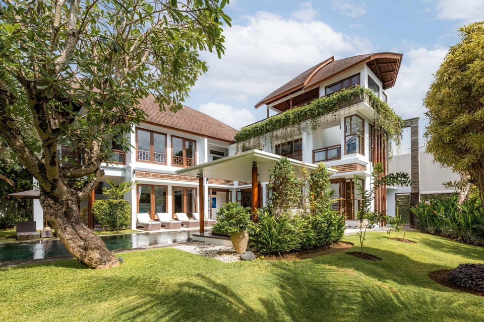 Basic Villa | Exterior