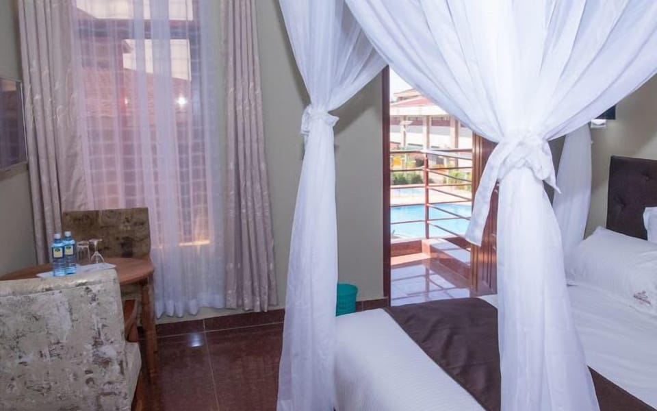 Deluxe Double Room, City View | Free WiFi, bed sheets