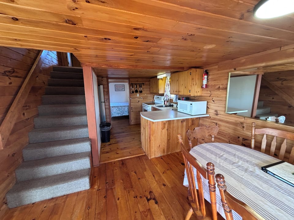 Standard Duplex, 3 Bedrooms, Ocean View, Beachfront | Living area | Flat-screen TV, fireplace