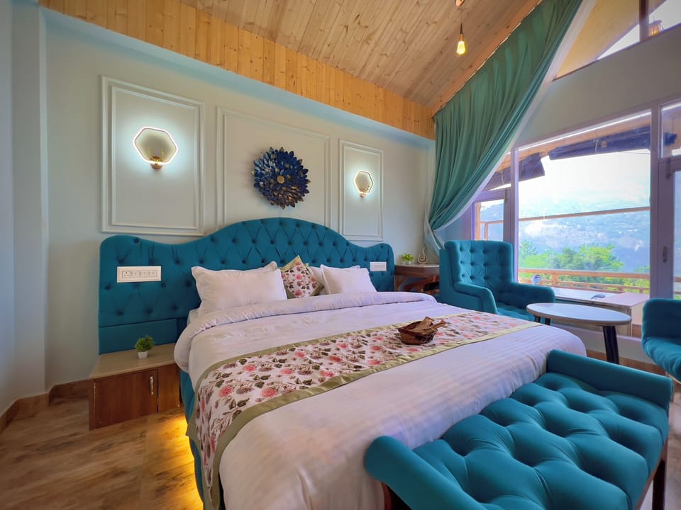 Luxury Double Room | Free WiFi