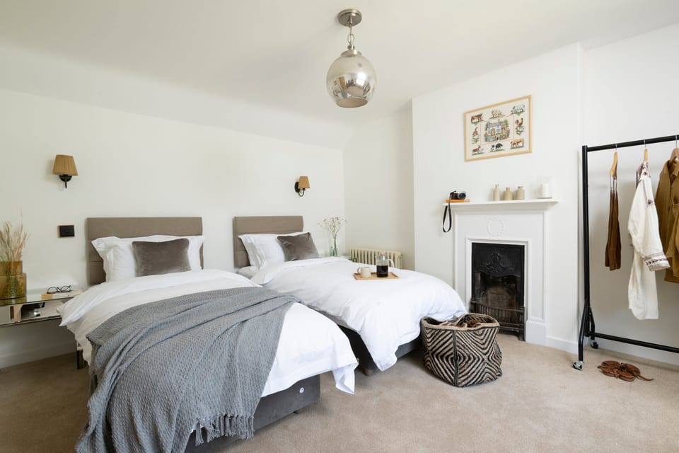 Gallops Cottage House in Lewes District