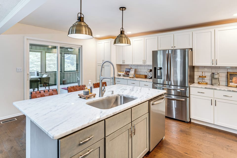 House (5 Bedrooms) | Interior