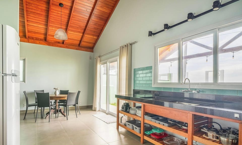 Basic Villa | Private kitchen | Cookware/dishes/utensils