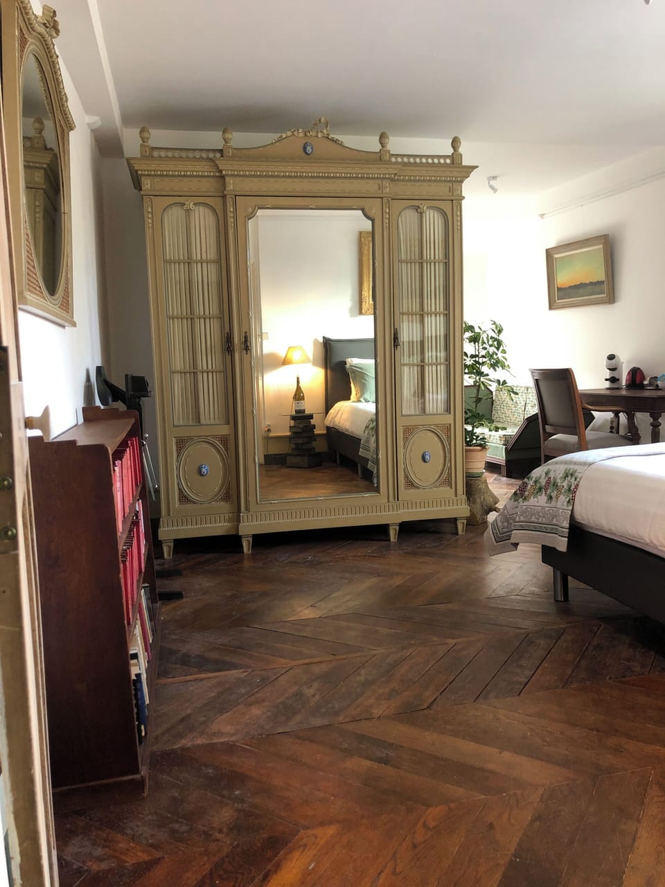 Deluxe Double Room, City View | Desk, laptop workspace, free WiFi