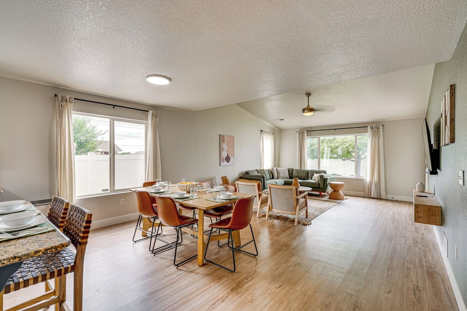 House (3 Bedrooms) | Interior