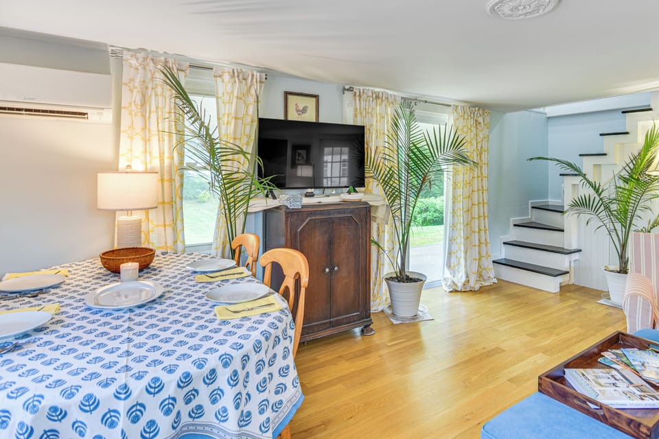 Cottage (2 Bedrooms) | Interior