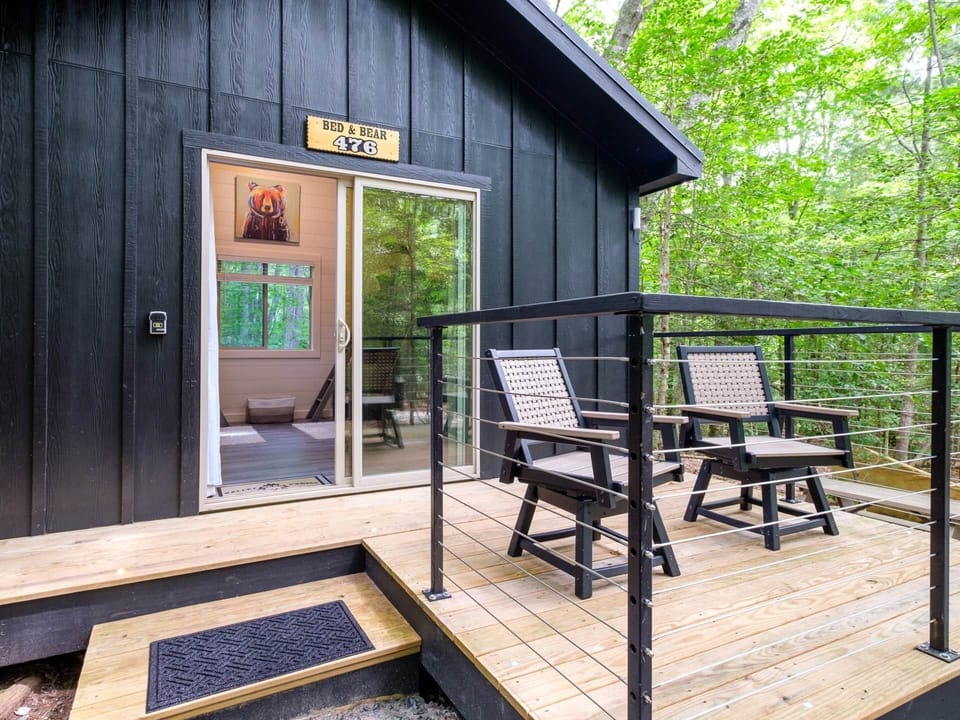 Deluxe Cabin, River View | Balcony view