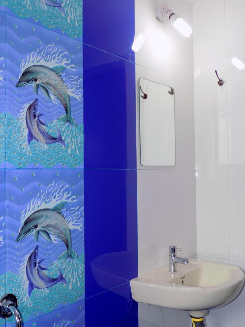 Shower, towels