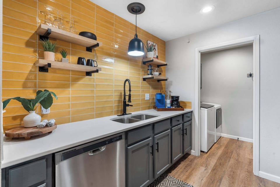 Condo, Multiple Beds, Patio, Garden View (Bigfoots' Bluff Retreat) | Private kitchen | Fridge, microwave, oven, stovetop
