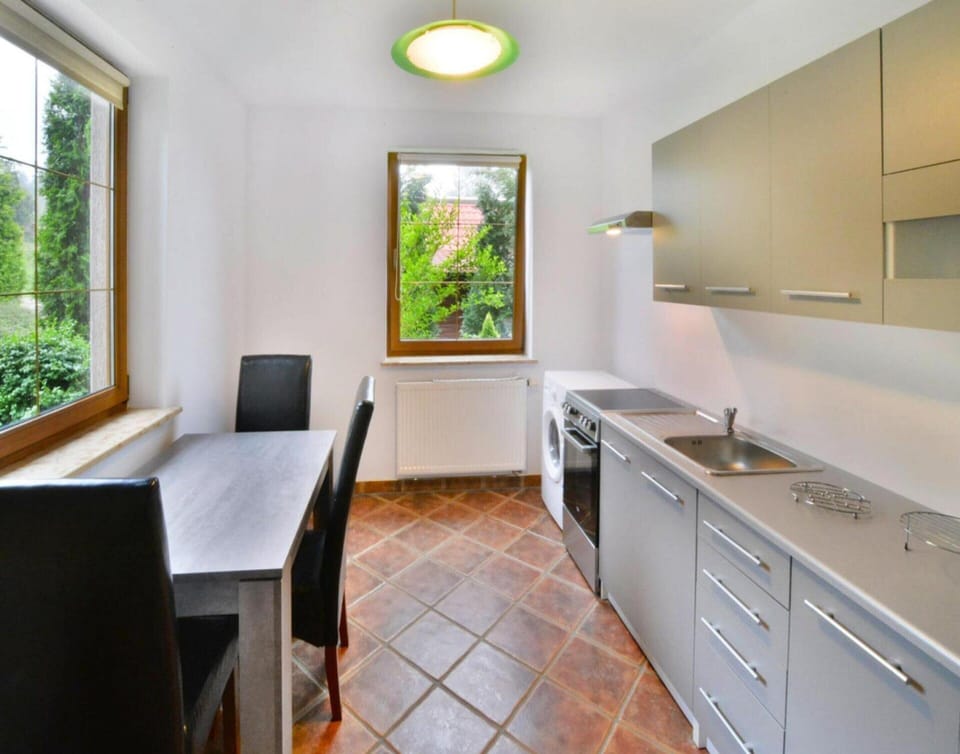 Classic Mobile Home, 5 Bedrooms | Private kitchen | Fridge, microwave, oven, dishwasher