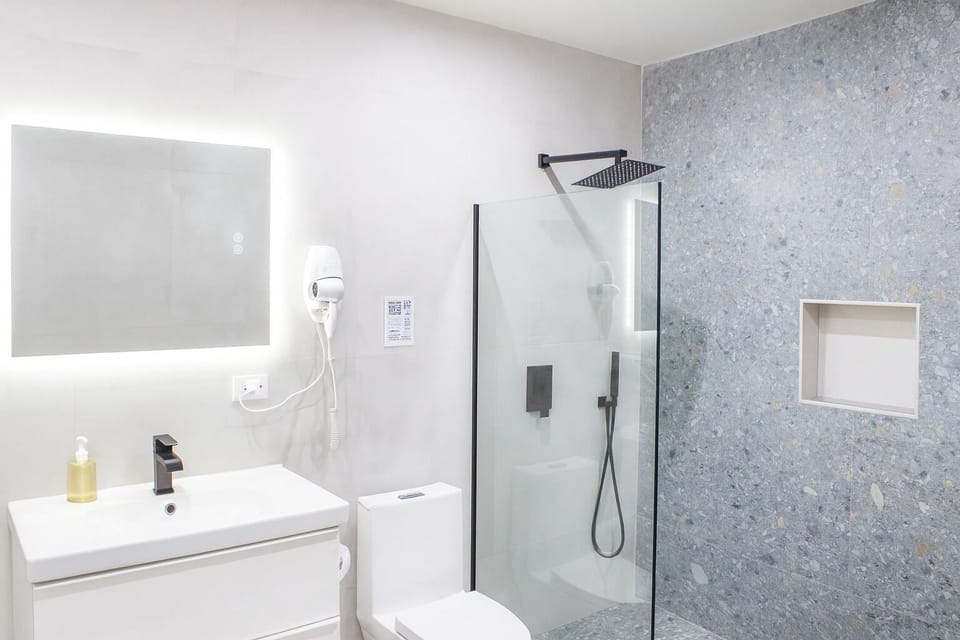 Ocean Park Studio Pool @ Riviera Villa Apartment in San Juan