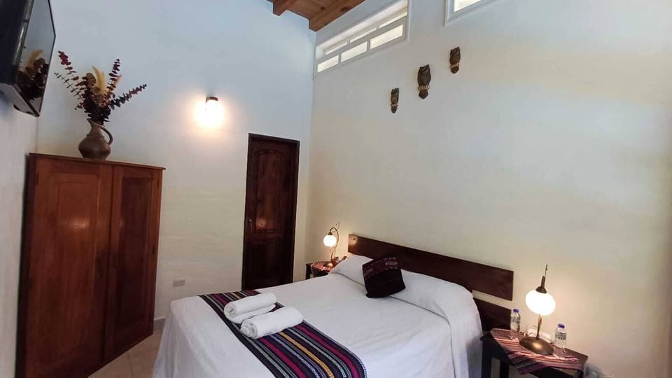 Comfort Double or Twin Room | WiFi (free), bed sheets