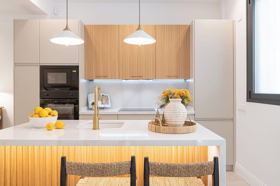 Comfort Apartment, 1 Bedroom | Private kitchen | Toaster