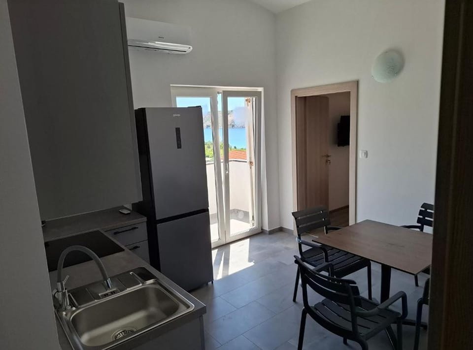 Apartment (Two Bedroom Apartment with Sea View () | Private kitchen | Fridge