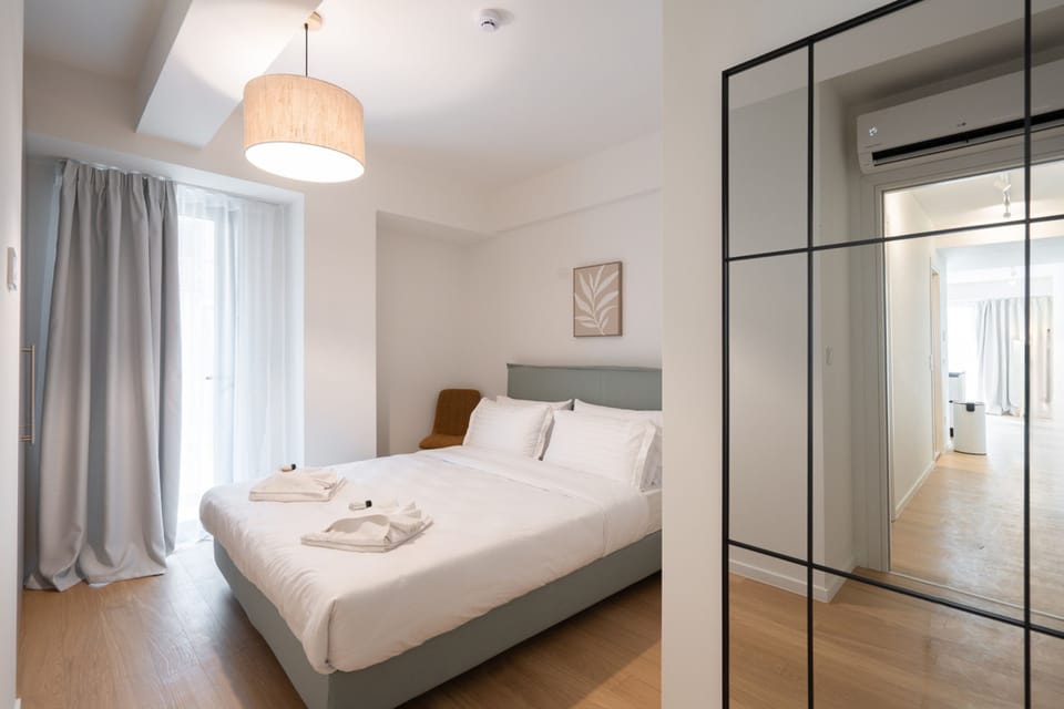 LIV Athinum 1 - Luxury Apartment 3A Apartment in Athens