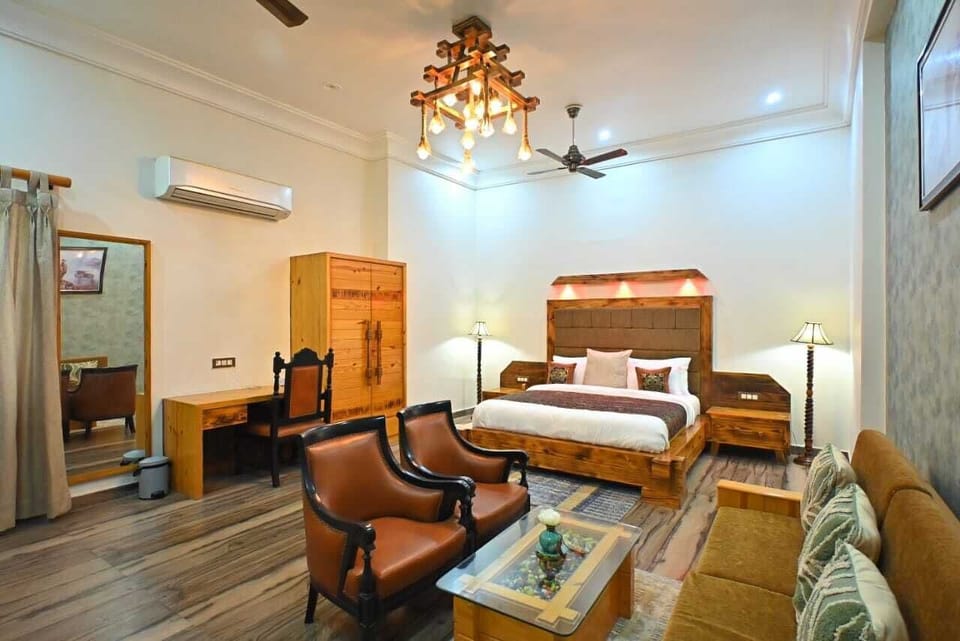 Suite Executive | In-room safe, blackout drapes, soundproofing, iron/ironing board