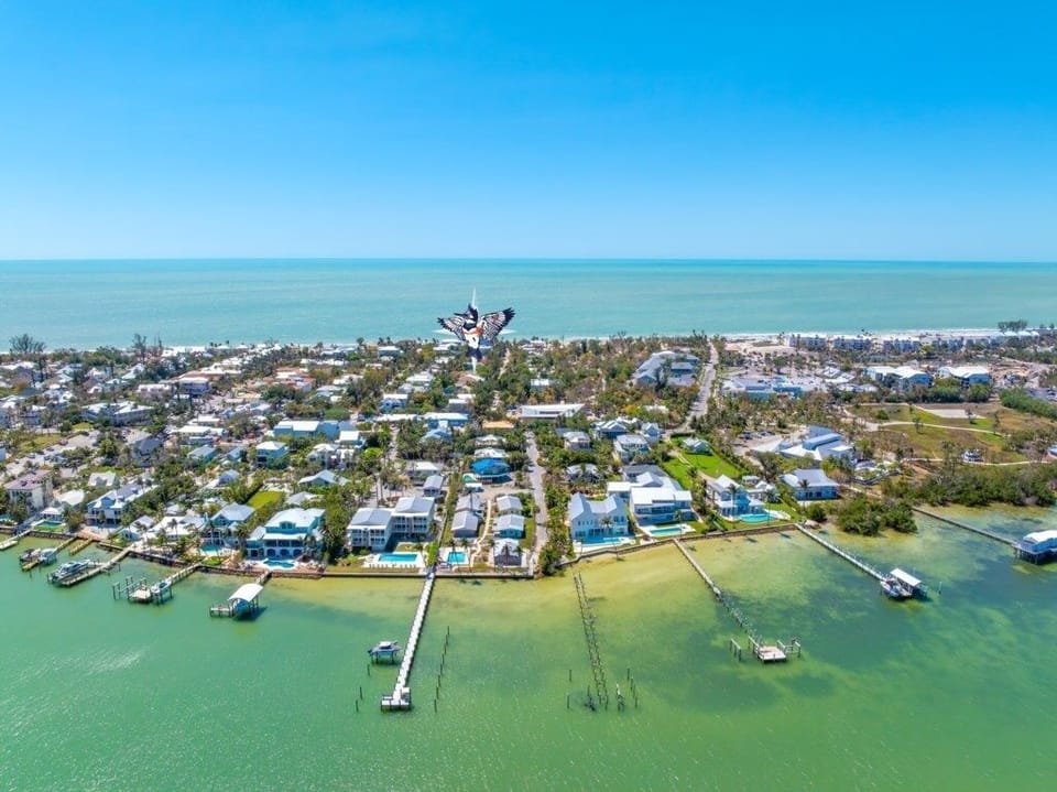 House, 3 Bedrooms | Aerial view