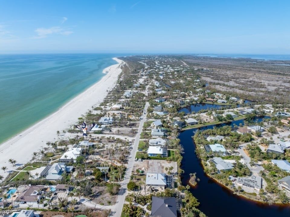 House, 3 Bedrooms | Aerial view