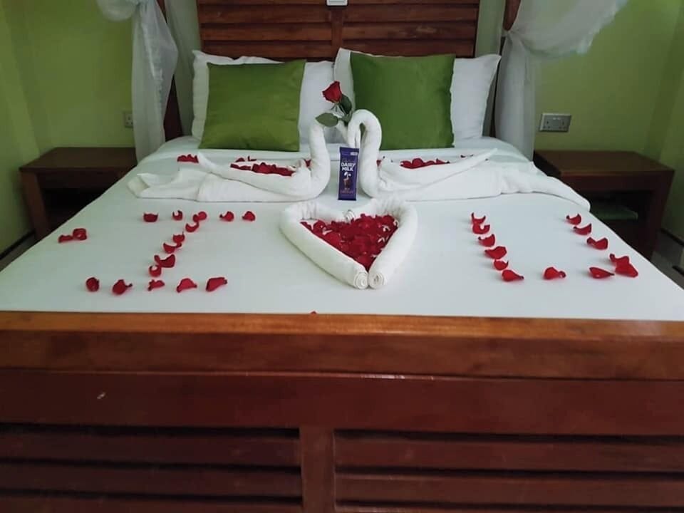 Executive Single Room, Garden View | Free WiFi, bed sheets