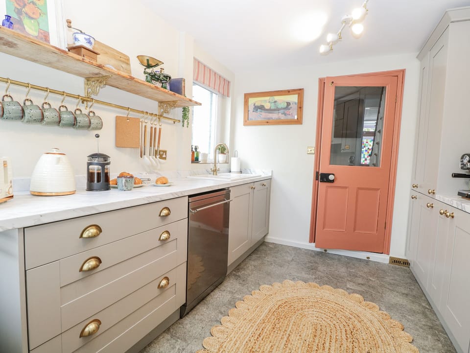 Fridge, microwave, dishwasher, toaster