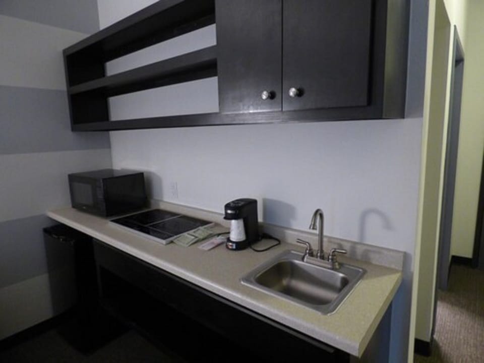 Standard Room, 2 Queen Beds, Non Smoking, Refrigerator & Microwave | Private kitchen | Coffee/tea maker, fridge, microwave