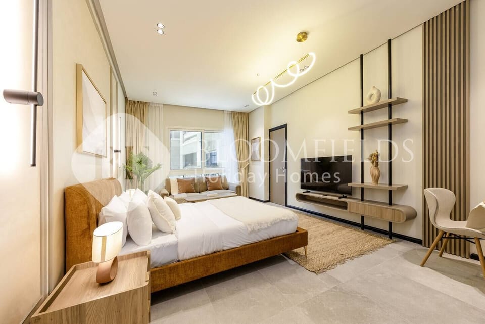 In-room safe, iron/ironing board, free WiFi