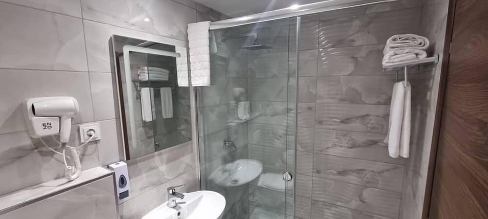 Lounis Hotel by Atlantis Hotel in Oran