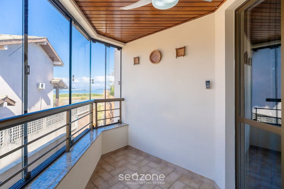 Basic Apartment | Interior