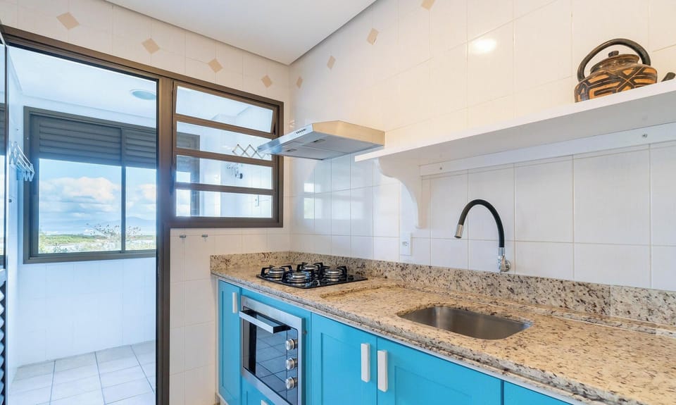 Basic Apartment | Private kitchen | Cookware/dishes/utensils