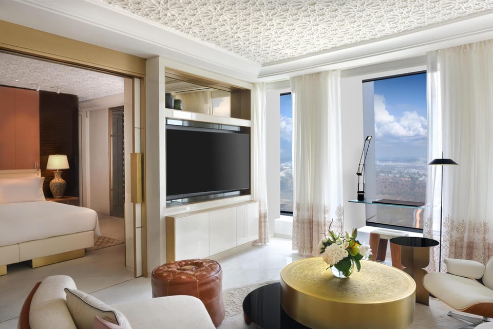 Fireplace, heated floors, smart speakers