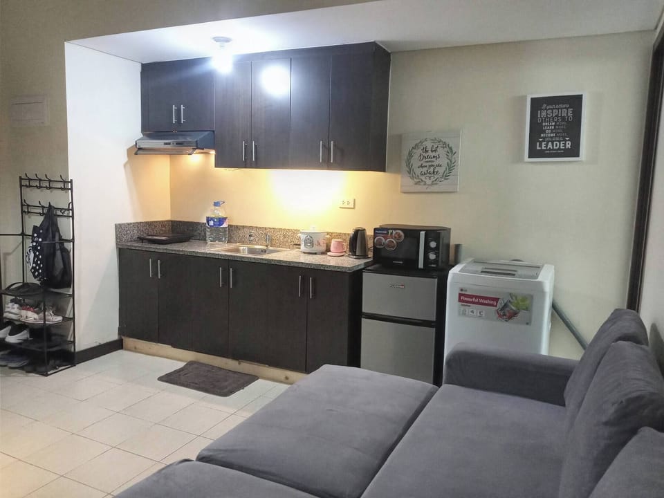 Condo, 1 Bedroom, Accessible, City View | Interior