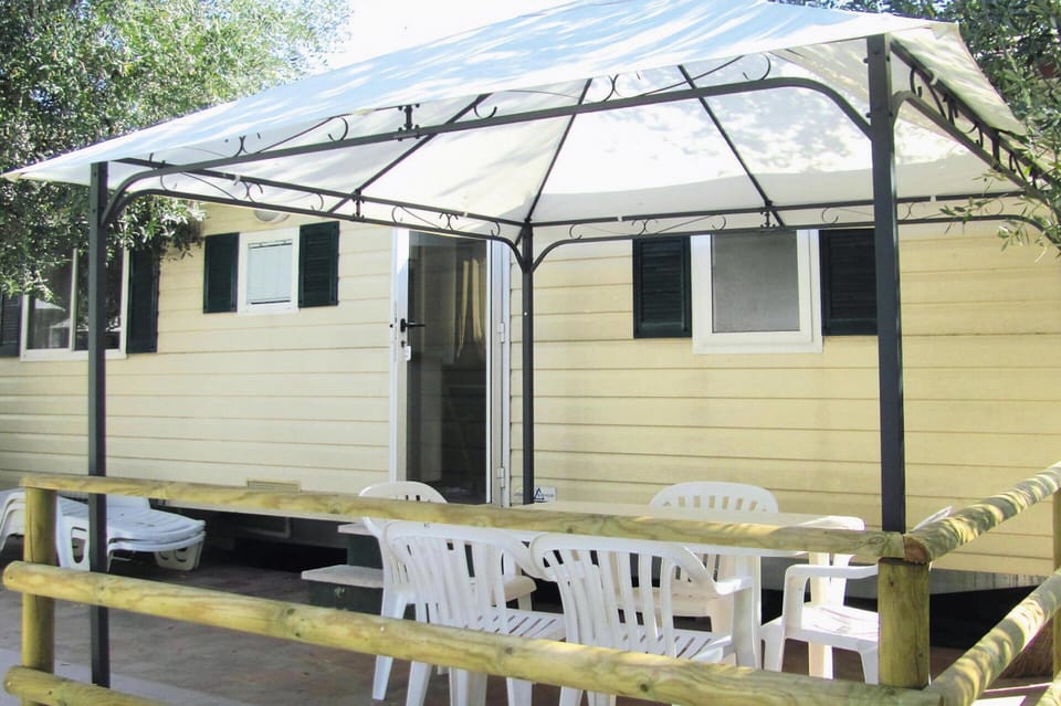 Mobile Home | Exterior