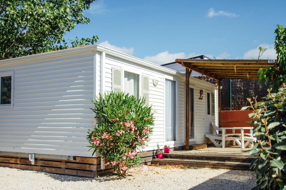 Mobile Home | Exterior