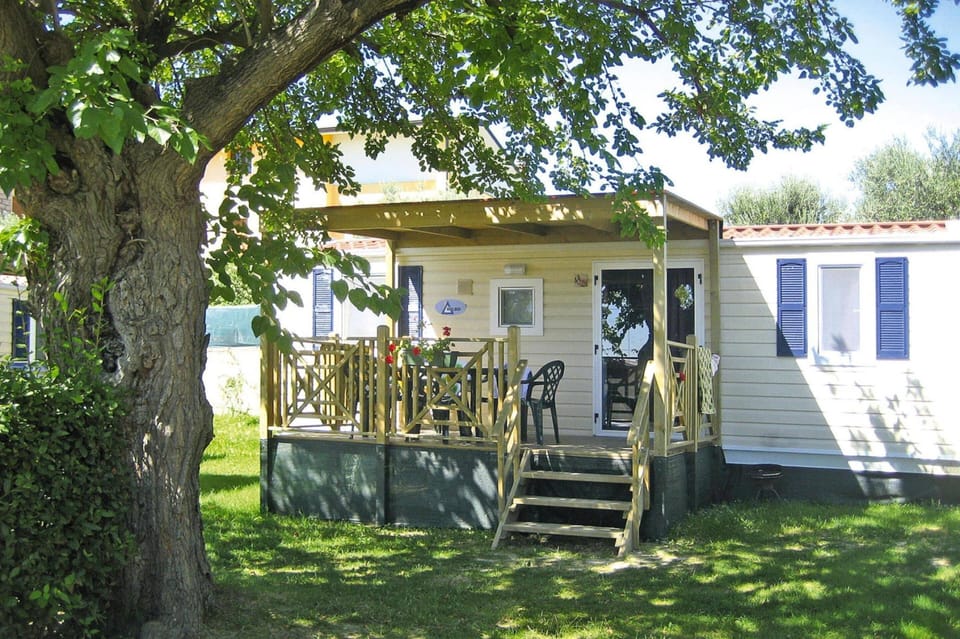 Mobile Home | Exterior