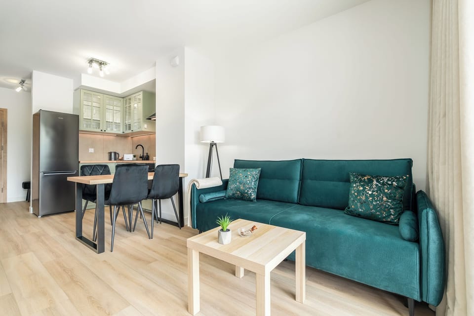 Standard Apartment, Balcony, Courtyard View | Iron/ironing board, cribs/infant beds, free WiFi, bed sheets