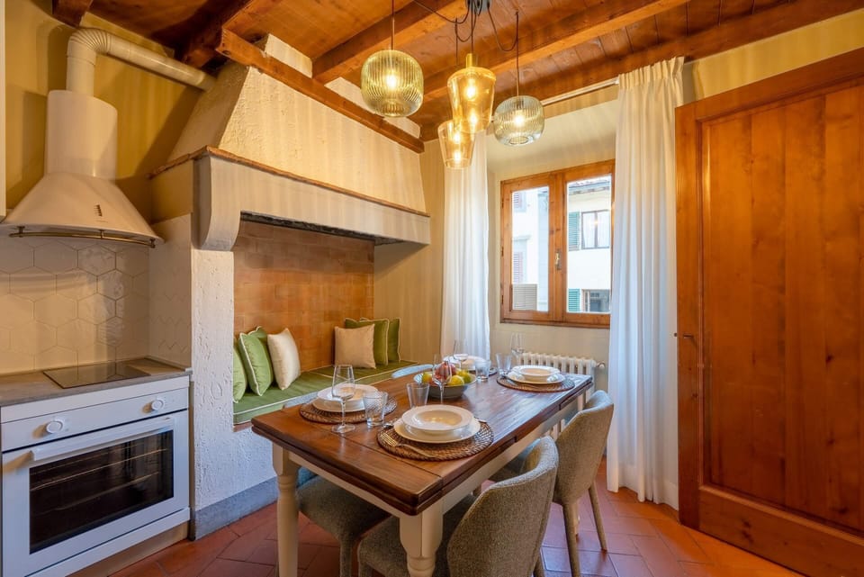 Apartment (2 Bedrooms) | Private kitchen | Full-size fridge, microwave, oven, stovetop
