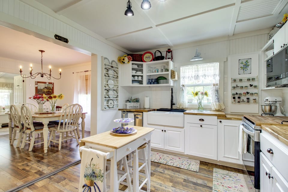 Cottage (2 Bedrooms) | Interior