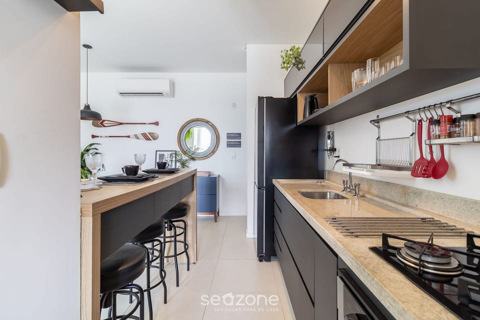 Basic Apartment | Private kitchen | Cookware/dishes/utensils