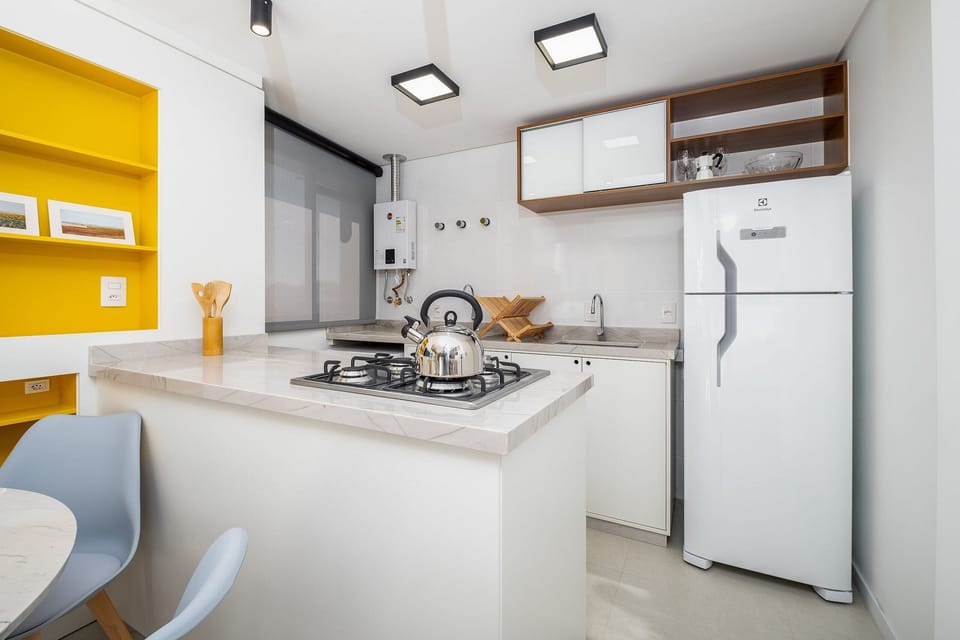 Basic Apartment | Private kitchen | Cookware/dishes/utensils